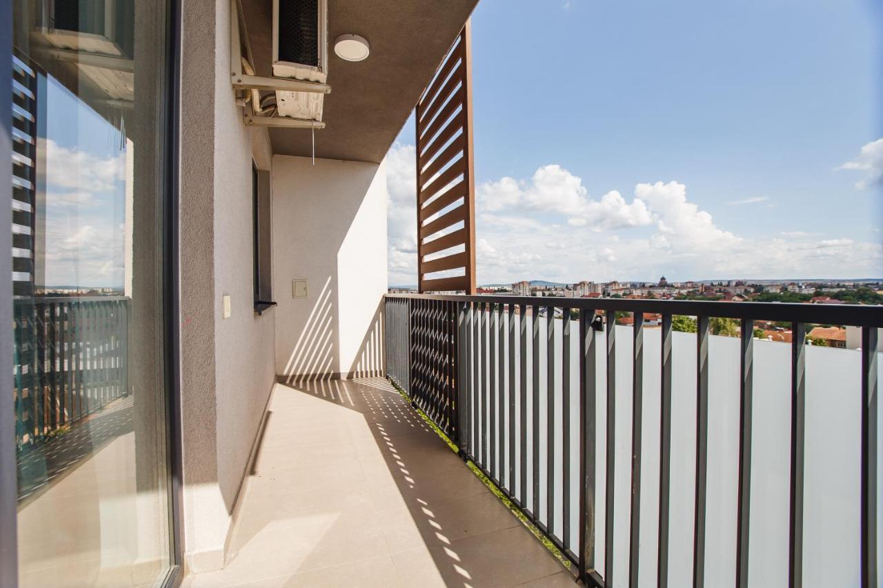 Sunny View 2 Bedroom Appartement *